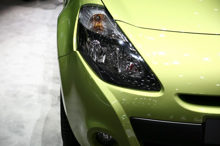  Renault Clio 2010 года  (фото 16 из 19)